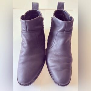 UGG Black Leather Ankle Boots Side Zip Low Heel Booties Womens